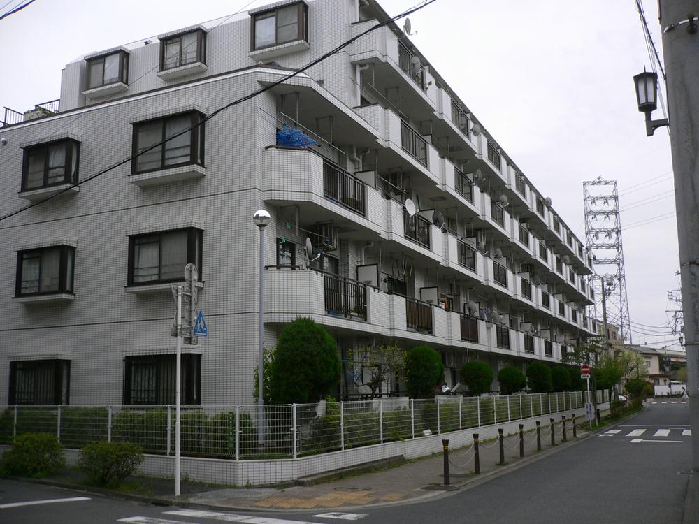 Local appearance photo. Local (April 2013) Shooting