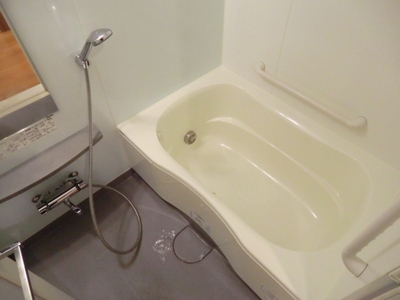 Bath. Add-fired function with semi Otobasu ・ Bathroom dryer Yes