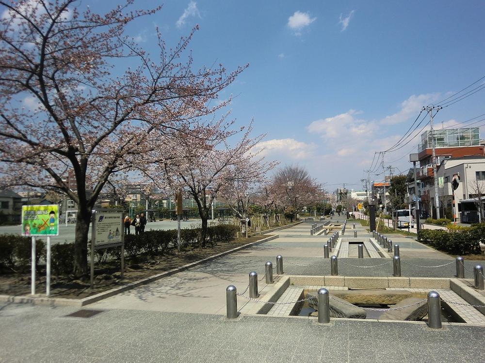 park. 400m to Senju sports park