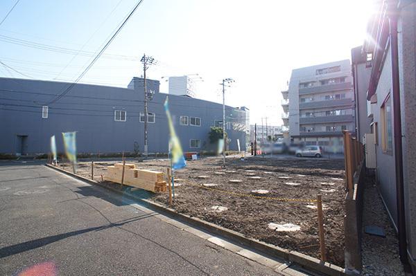 Local appearance photo. Local (12 May 2013) Shooting A Building