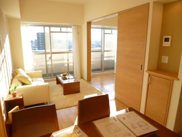 Living. Day ・ View is good! Also hope Sky Tree and Mount Fuji!