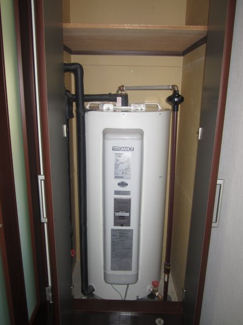 Other Equipment. Electric water heater, With good deals electric bill