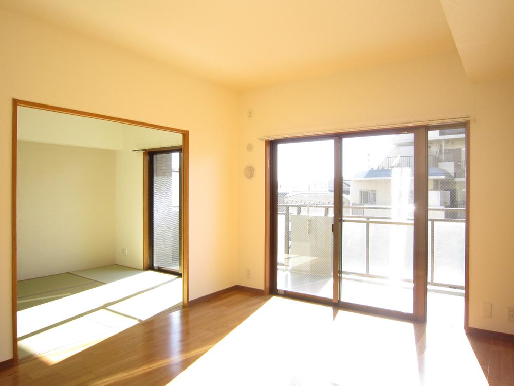 Living. Indoor (12 May 2013) Shooting