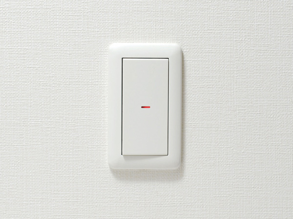 Other.  [Wide switch] Lighting of the switch plate, Wide operating surface, Lighting with a light touch ・ Off it has adopted a wide types available.