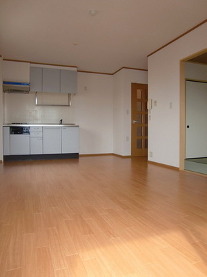 Living and room.  [living] Spacious LDK