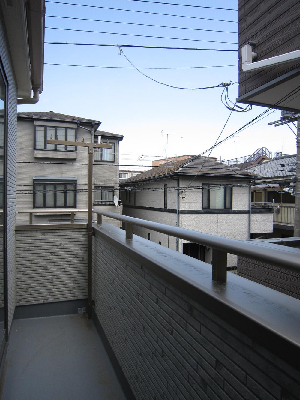 Balcony. E Building site (May 2013) Shooting