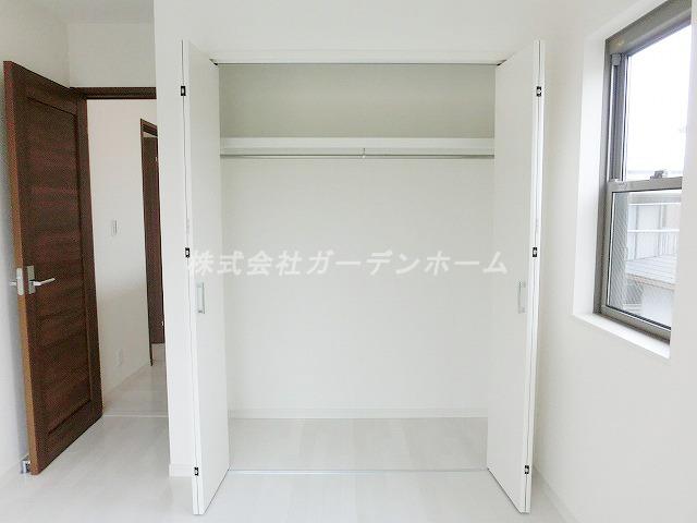 Receipt. ■ Storage capacity is also boasts ■