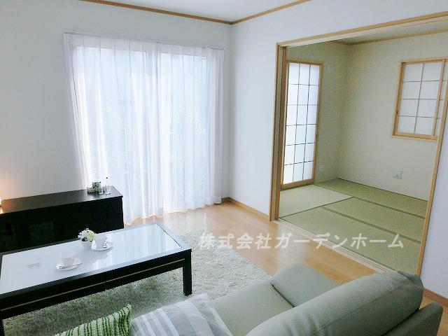 Living. ■ It became possible preview. Day boast of wide living. Please feel free to contact us ■