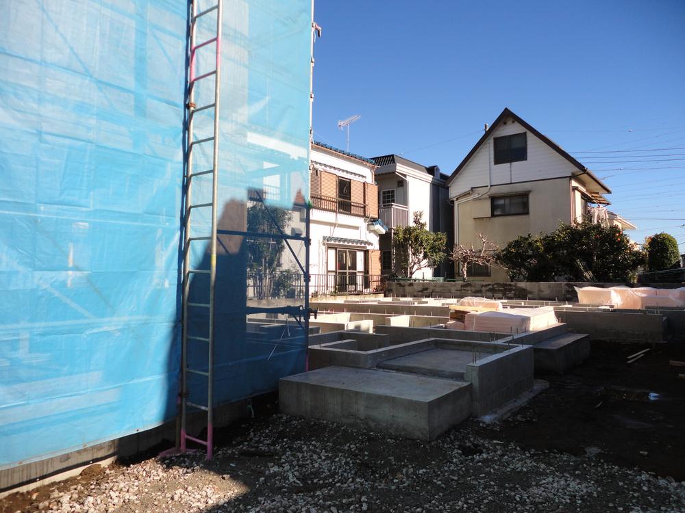 Local appearance photo. Local (12 May 2013) Shooting