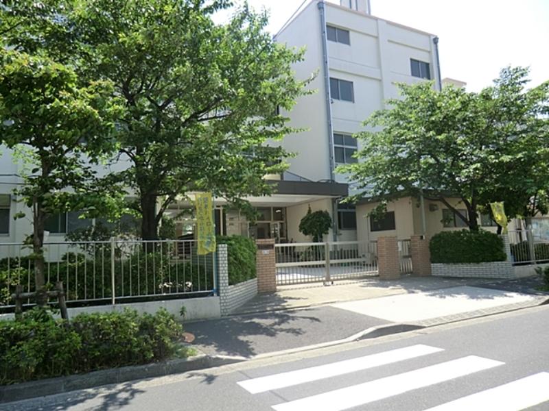 Primary school. 350m until Nakagawa North Elementary School
