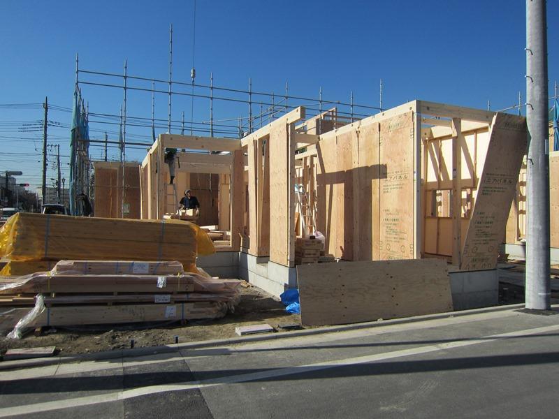 Local appearance photo. Local (11 May 2013) Shooting