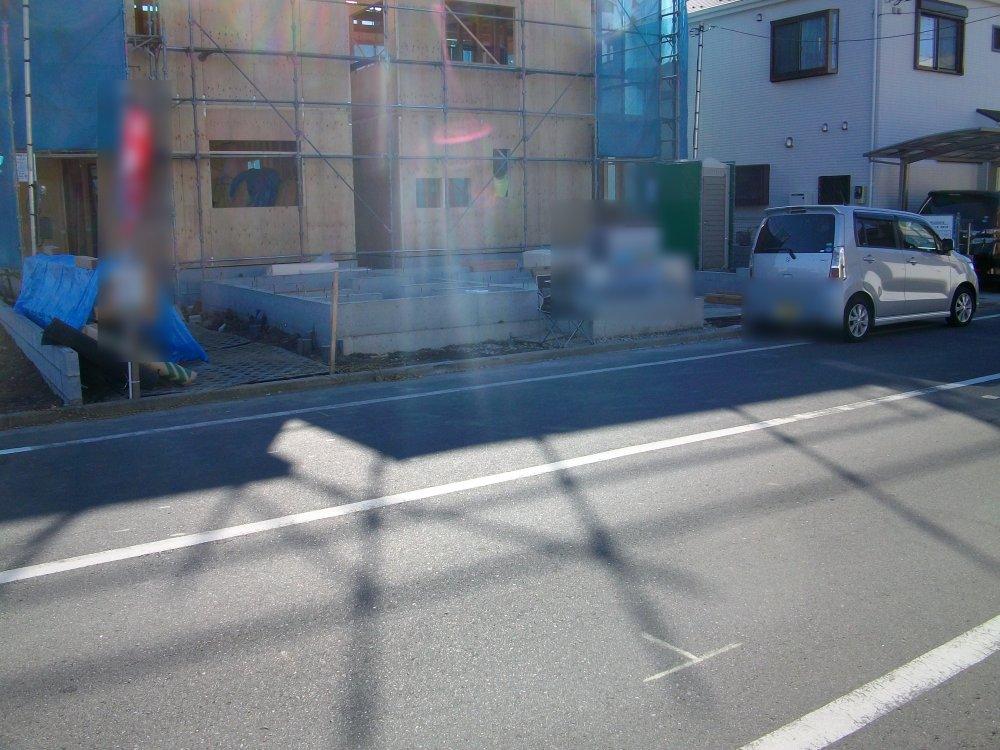 Local photos, including front road. Local (12 May 2013) Shooting