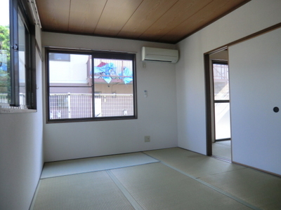 Other room space. Japanese-style room of the corner room