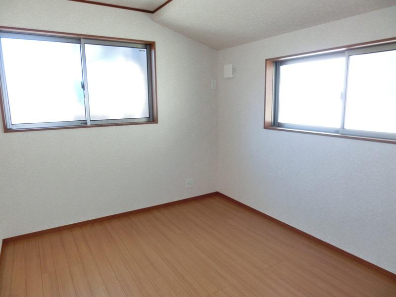 Non-living room. Building 2 Western style room