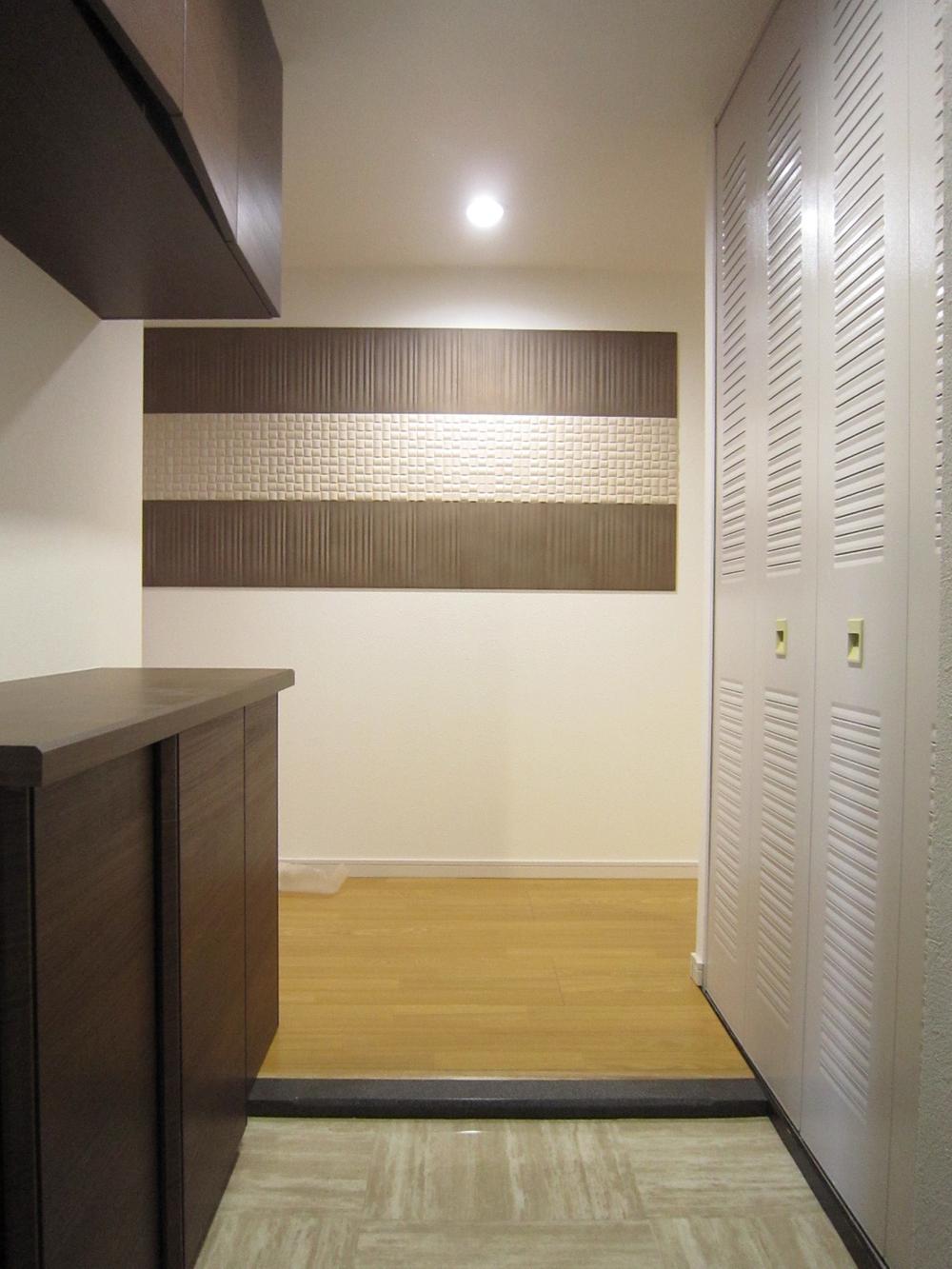 Entrance. Indoor (12 May 2013) Shooting