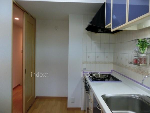 Kitchen. Wide kitchen space of a room ☆