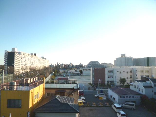 View photos from the dwelling unit. Day is good in the fifth floor of the south-facing