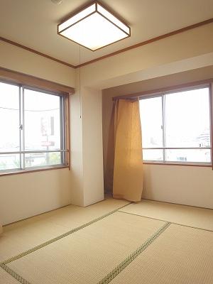 Non-living room. Indoor (July 2013) Shooting