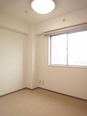 Other introspection. Indoor (July 2013) Shooting