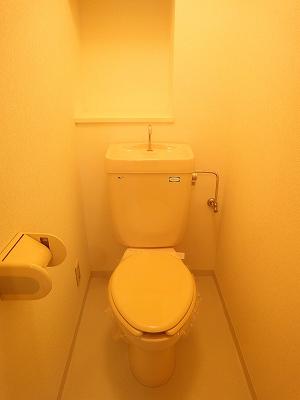 Toilet. Indoor (July 2013) Shooting