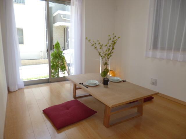Non-living room. It is the example of construction of another site of the same construction main. Per in the property construction, Construction cases in conjunction with the local guidance also will guide you! 