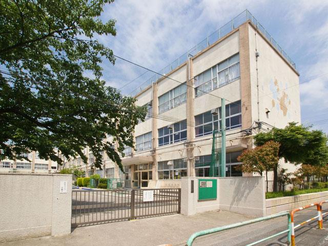 Primary school. 1000m to Adachi Ward diplomatic Elementary School