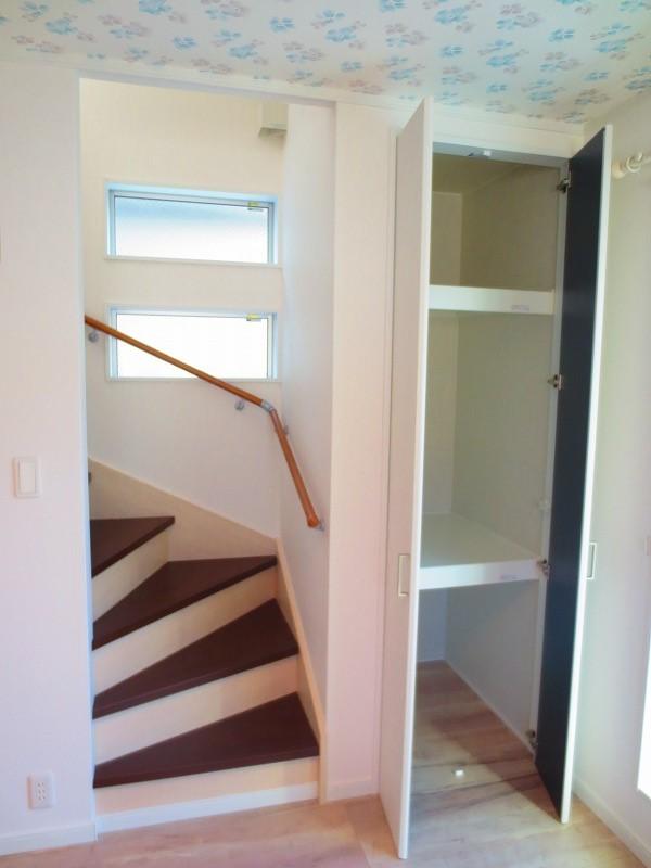 Living. Local (12 May 2013) Shooting