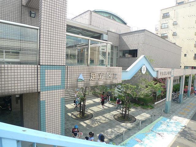 Primary school. 795m to Adachi Ward Senju Sakura elementary school (elementary school)