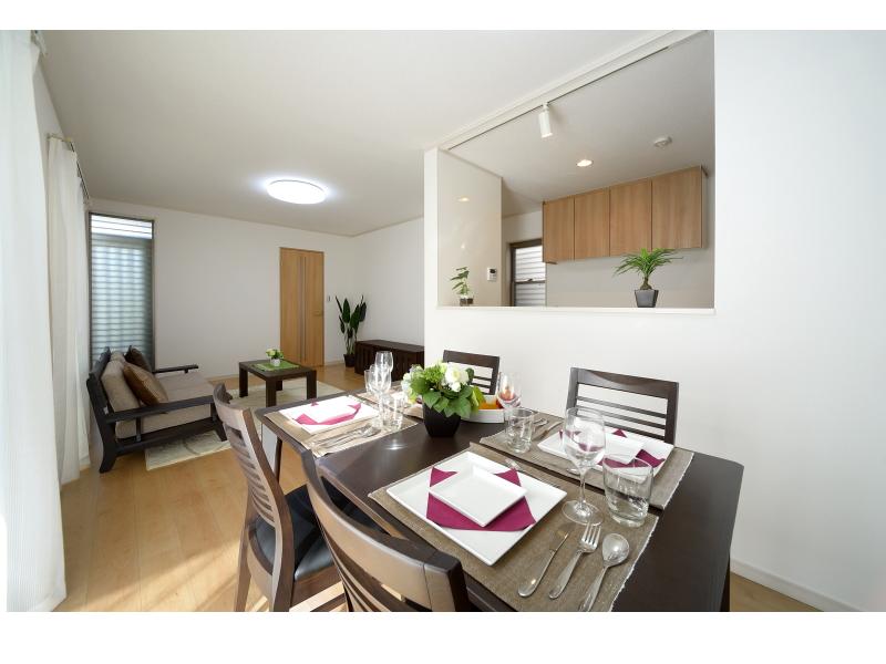 Living. 5 Building LDK