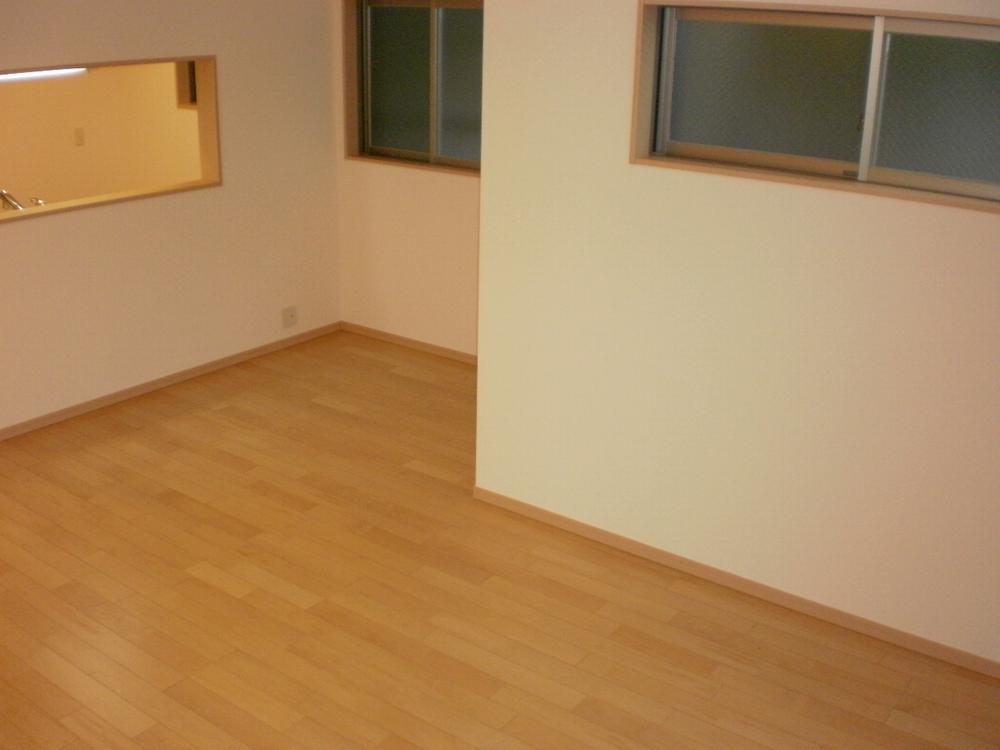 Living. Local (11 May 2013) Shooting B Building