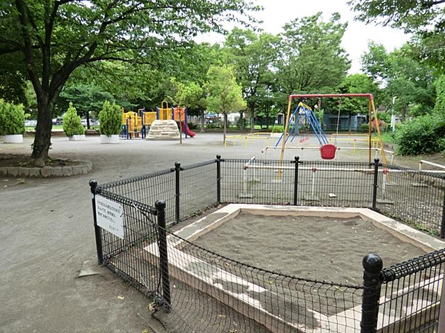 park. Closeness of a 1-minute walk from the fan Mishima park there is a playground equipment and Sand love 50m children to the park is.