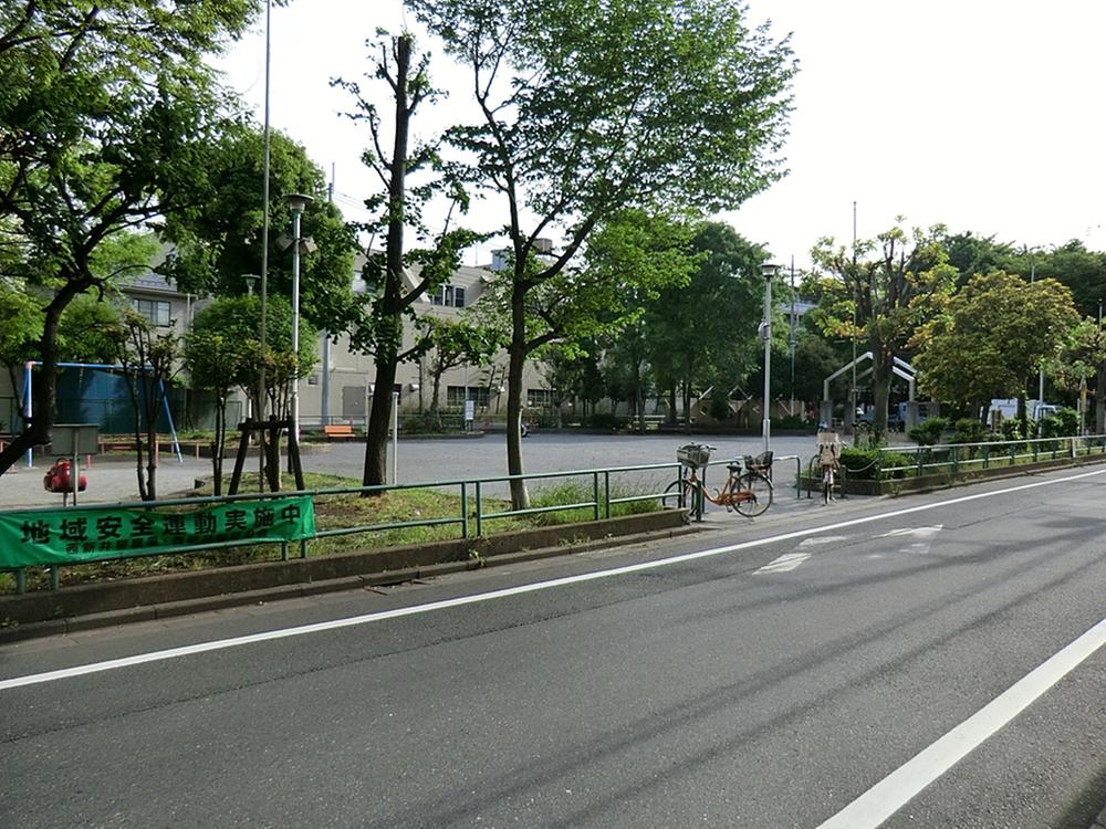park. 315m until Sekihara Central Park (Sekihara disaster prevention Square)