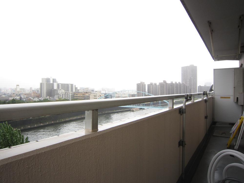 Balcony. Local (10 May 2013) Shooting