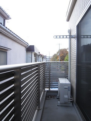 Balcony. South-facing balcony Clothesline can be installed