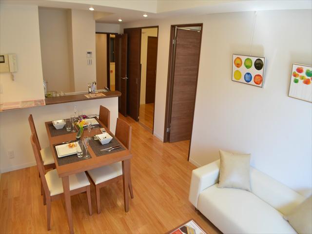 Living. Living to gather everyone