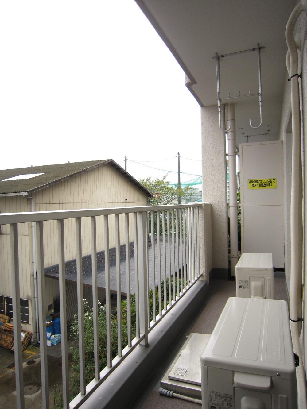 Balcony. Local (10 May 2013) Shooting