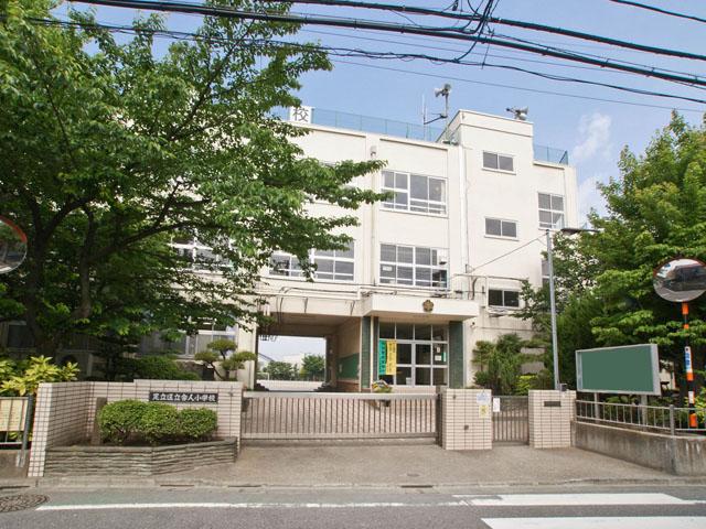 Primary school. Adachi Ward Toneri Elementary School