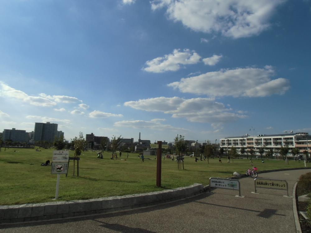 Other. It overlooks the Nitta Sakura park from the balcony front (2013 September shooting)