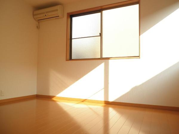 Non-living room. 3 Kaiyoshitsu (6.0 tatami mats)