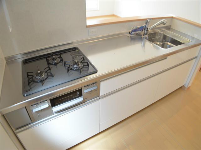 Kitchen. Happily cooking in the large kitchen