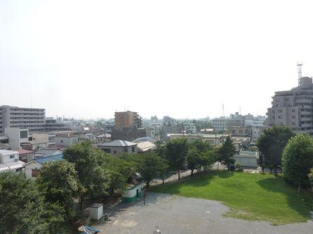 Streets around. Enhancement of the surrounding environment