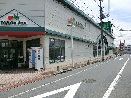 Streets around. Enhancement of the surrounding environment Maruetsu Nishiarai shop