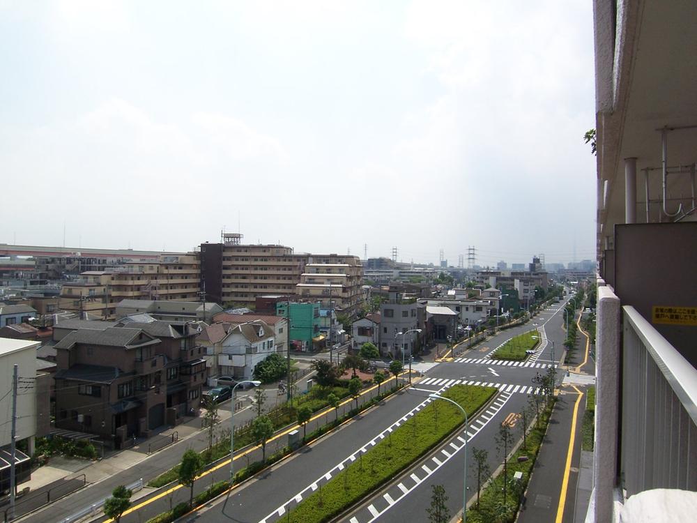 View photos from the dwelling unit. View from the site (August 2013) Shooting