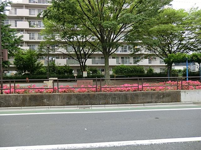 park. 10m to the pressurized blue park