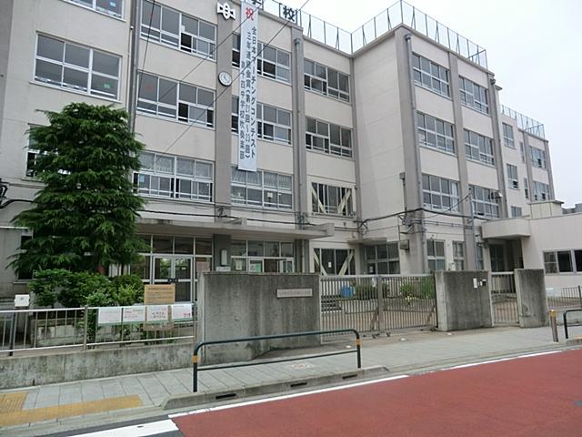 Junior high school. 350m to Adachi fourteenth junior high school