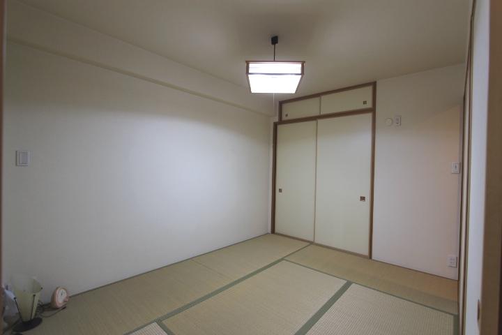 Non-living room. Also use as a drawing room. Japanese-style room 6.0 quires. Indoor (11 May 2013) Shooting