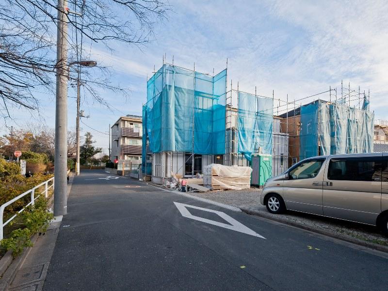 Local appearance photo. Local (12 May 2013) Shooting