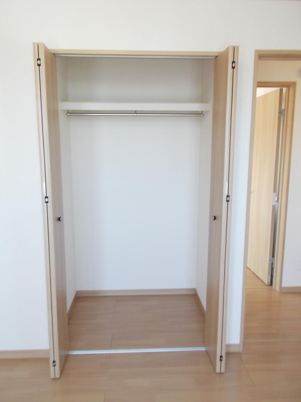 Receipt. Each room there is plenty of storage (same specifications)