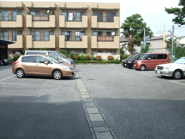 Parking lot