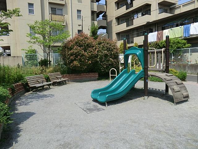 park. Shinmei dogwood children amusement to 40m